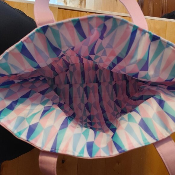 ***SOLD***CLINIQUE PINK TOTE BAG - Picture 2 of 2